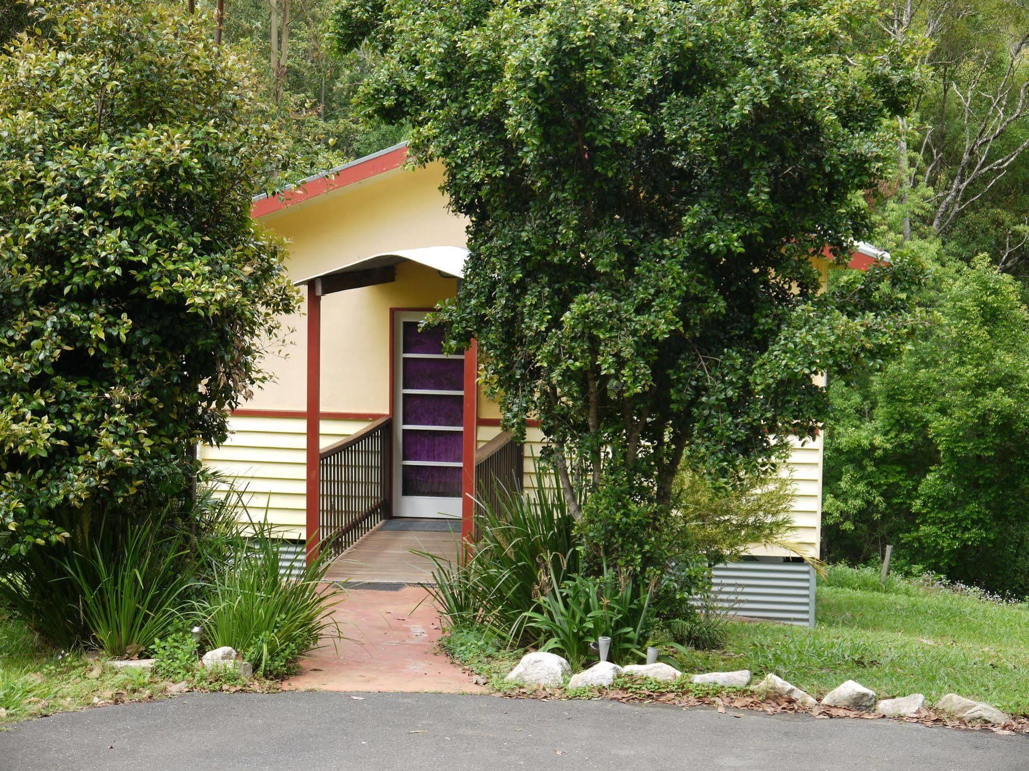 Teretre Cabins Nimbin Villa Bagian luar foto