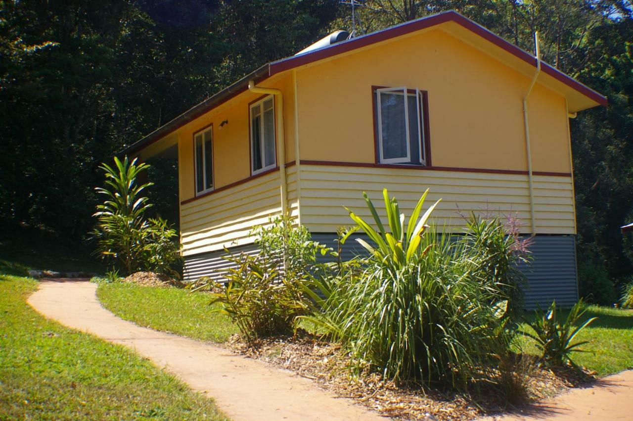 Teretre Cabins Nimbin Villa Bagian luar foto