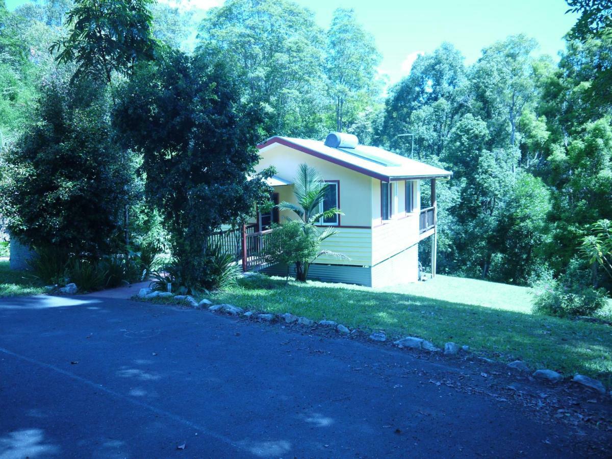 Teretre Cabins Nimbin Villa Bagian luar foto